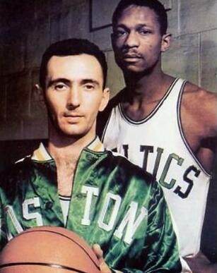 他总能在关 他总能在关