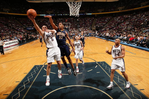 两球领先的 两球领先的